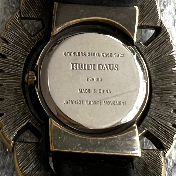 Heidi Daus Vintage Art Deco style wrist watch - New Battery installed - Picture 6 of 12